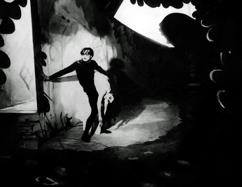 Das Cabinet des Dr. Caligari. Dir. Robert Wiene. Alemania. 1920.